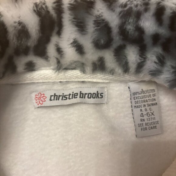 Christie Brooks Girls Cape - Picture 4 of 4